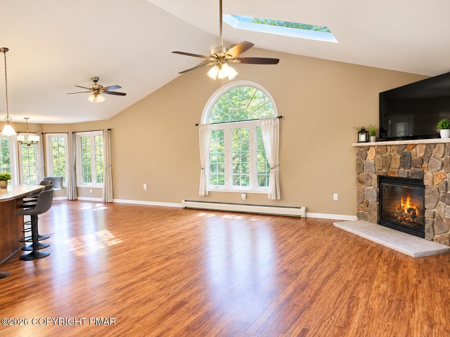 file_00000000964881f59dcd624a43602e27 - 6164 Starlight Court, Swiftwater, PA 18370