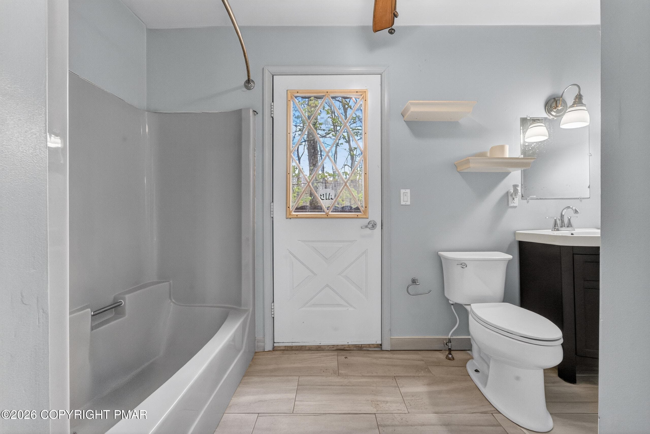 Master Bath - 3152 Hamlet Drive, Tobyhanna, PA 18466