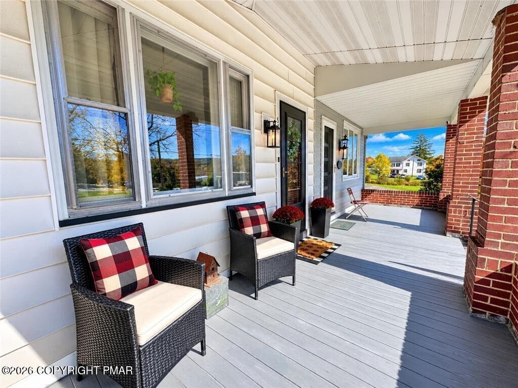 GetMedia (3) - 546 Mahoning Drive E, Lehighton, PA 18235