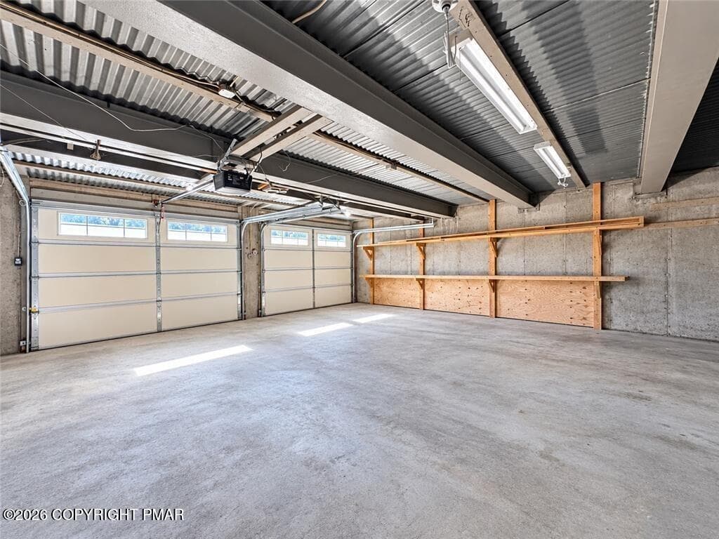 GetMedia (20) - 546 Mahoning Drive E, Lehighton, PA 18235