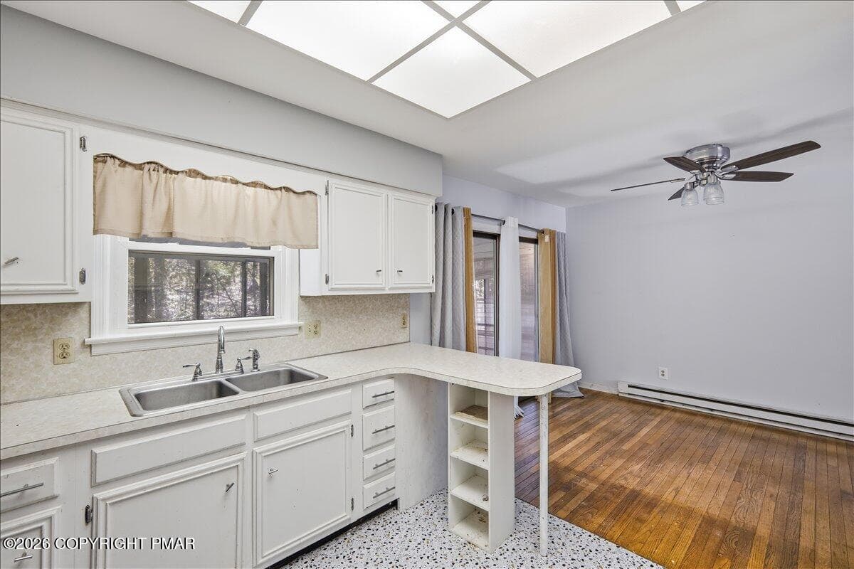 Kitchen - 2106 Beech Lane, Tobyhanna, PA 18466