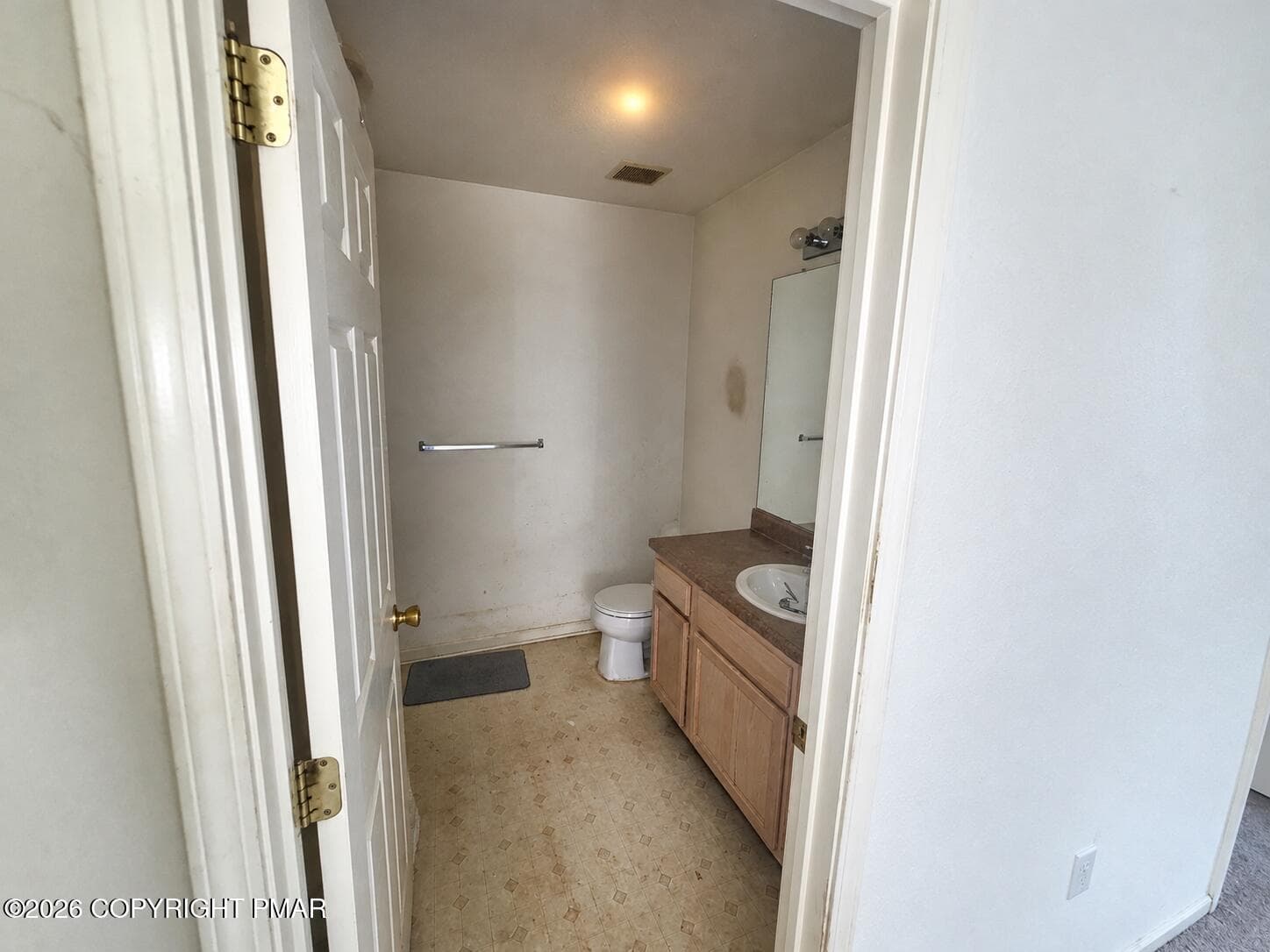 Master Bedroom bathroom - 179 Kensington Drive, Bushkill, PA 18324