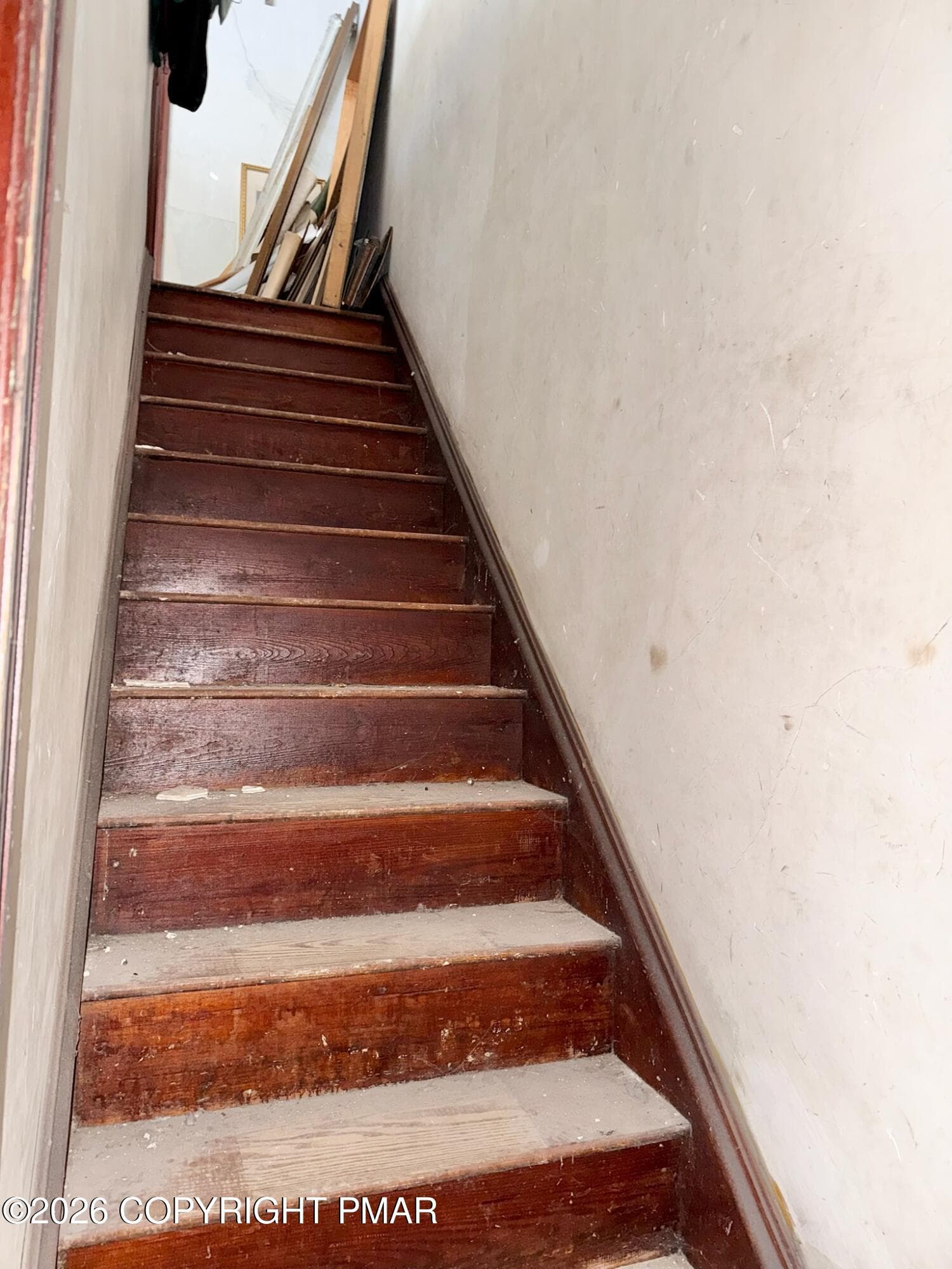 Steps2Attic - 21 E Abbott Street, Lansford, PA 18232