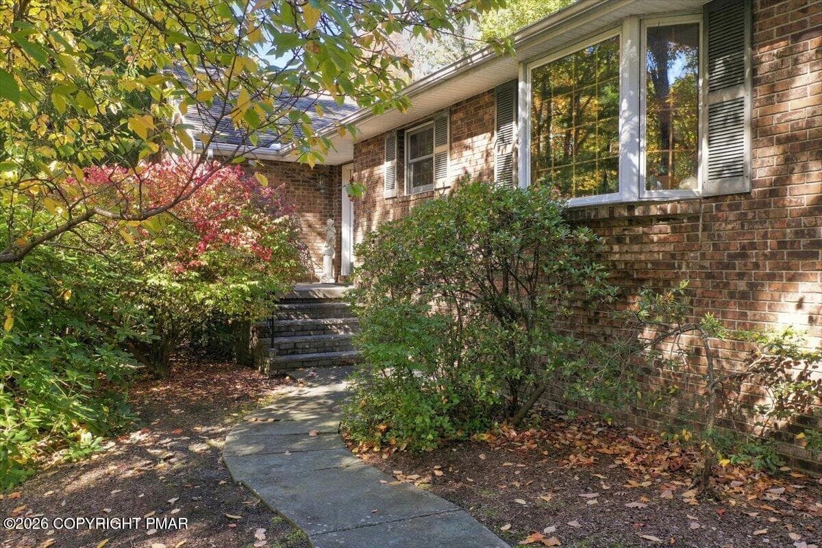 004-151_DJI_0897 - 233 Wyndham Drive, Cresco, PA 18326