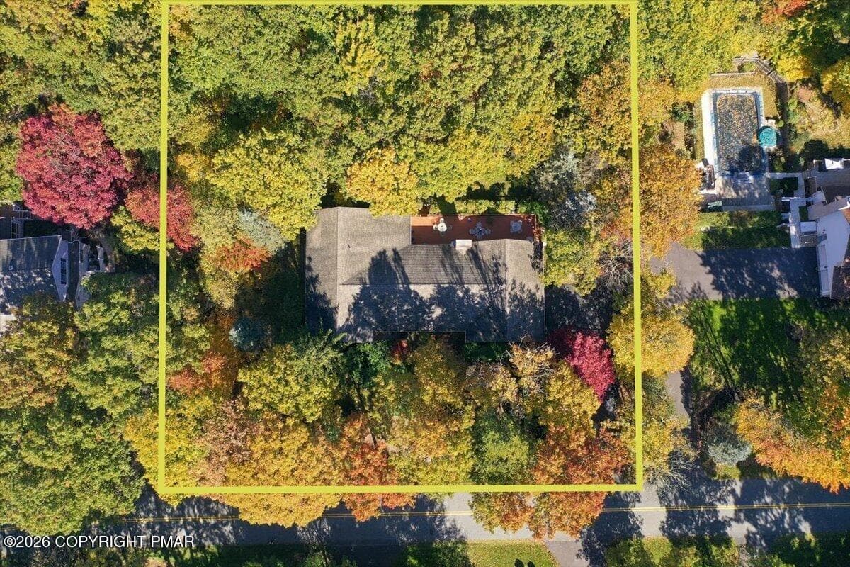122-property lines - 233 Wyndham Drive, Cresco, PA 18326
