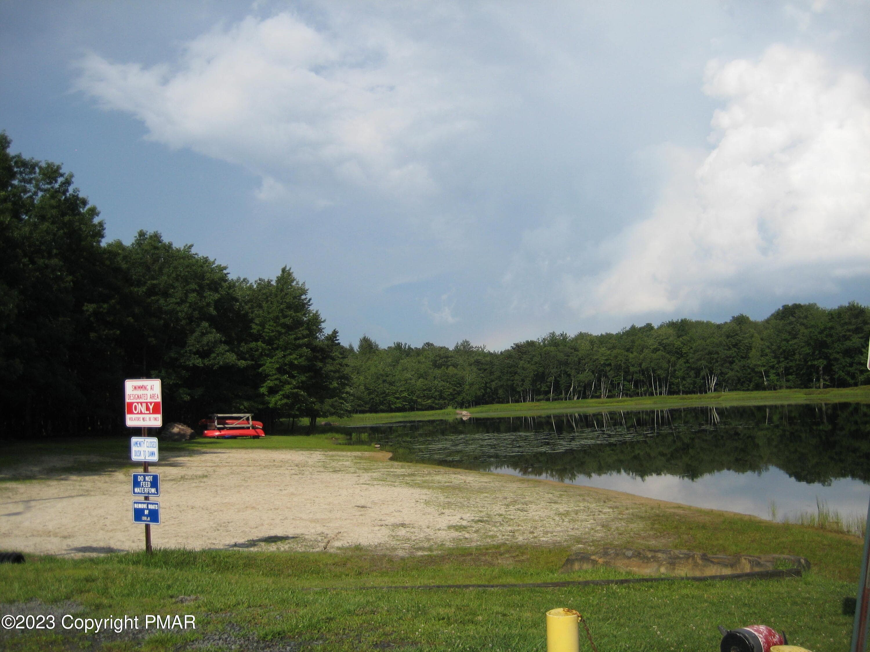 Main lake - NI429 Sekani Trail, Albrightsville, PA 18210, Albrightsville