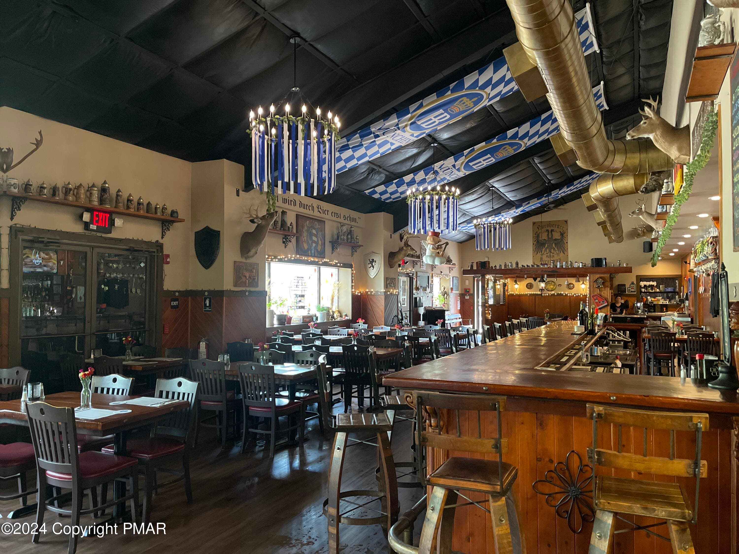 9 Restaurant and bar - 2136 Lake Ariel Highway, Lake Ariel, PA 18436, Lake Ariel