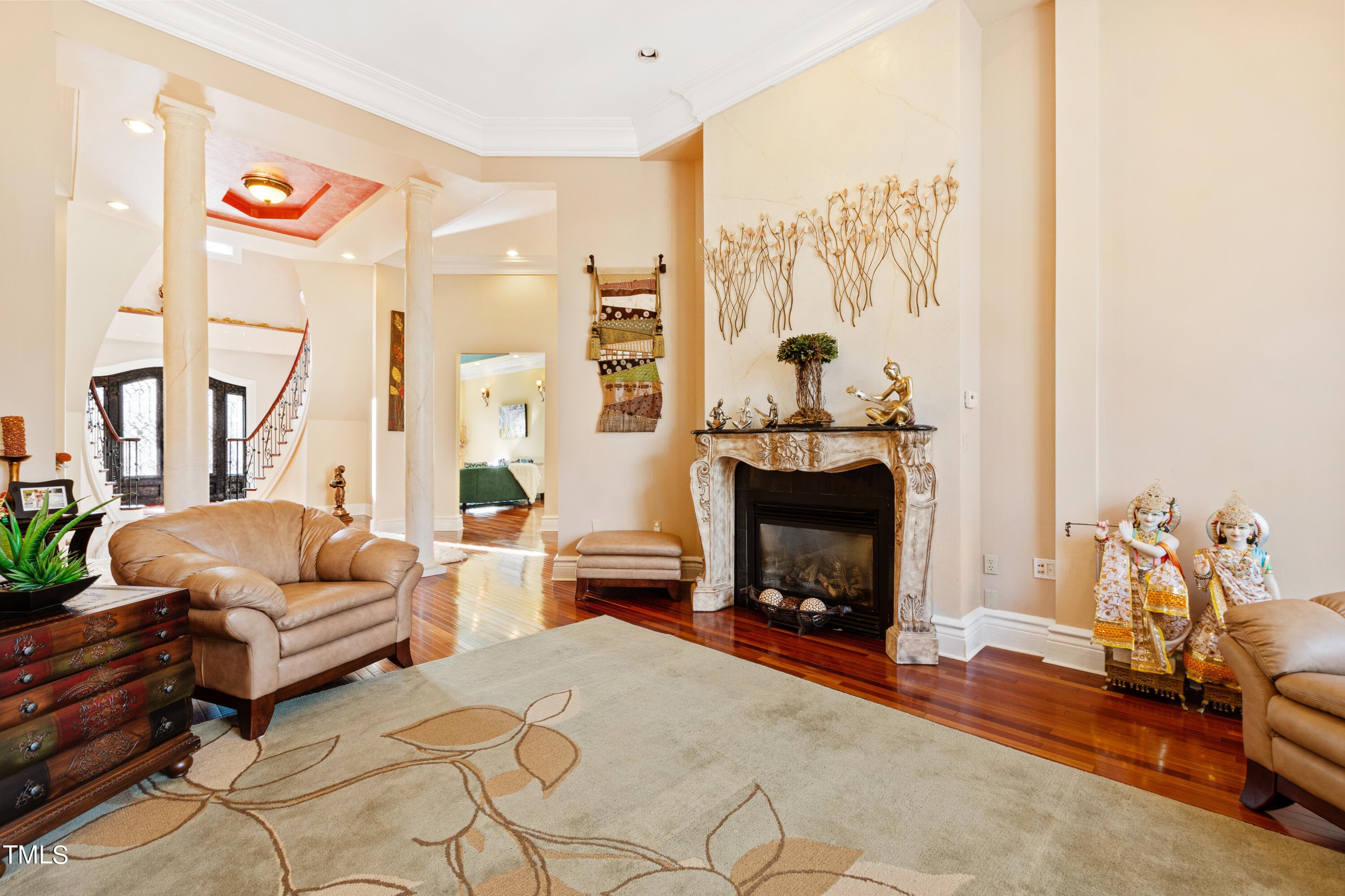 Sitting 4 - 40002 Worth, Chapel Hill, NC 27517, Chapel Hill