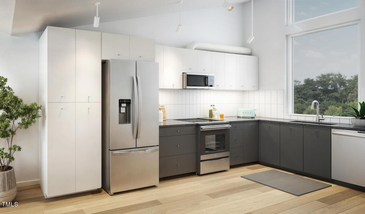 Kitchen - 106 Broadway Street 207, Durham, NC 27701, Durham