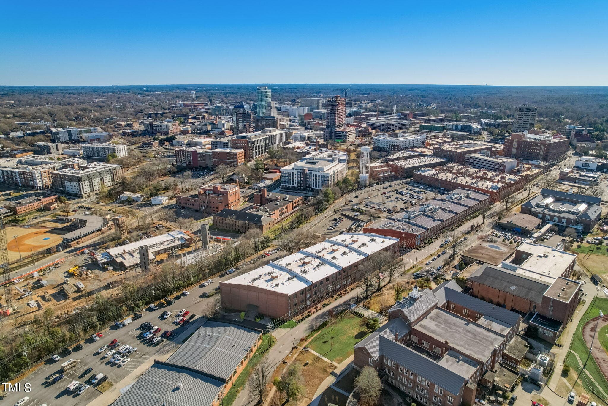 34-web-or-mls-N Duke St 105-032 - 500 N Duke Street Apt 53-105, Durham, NC 27701, Durham