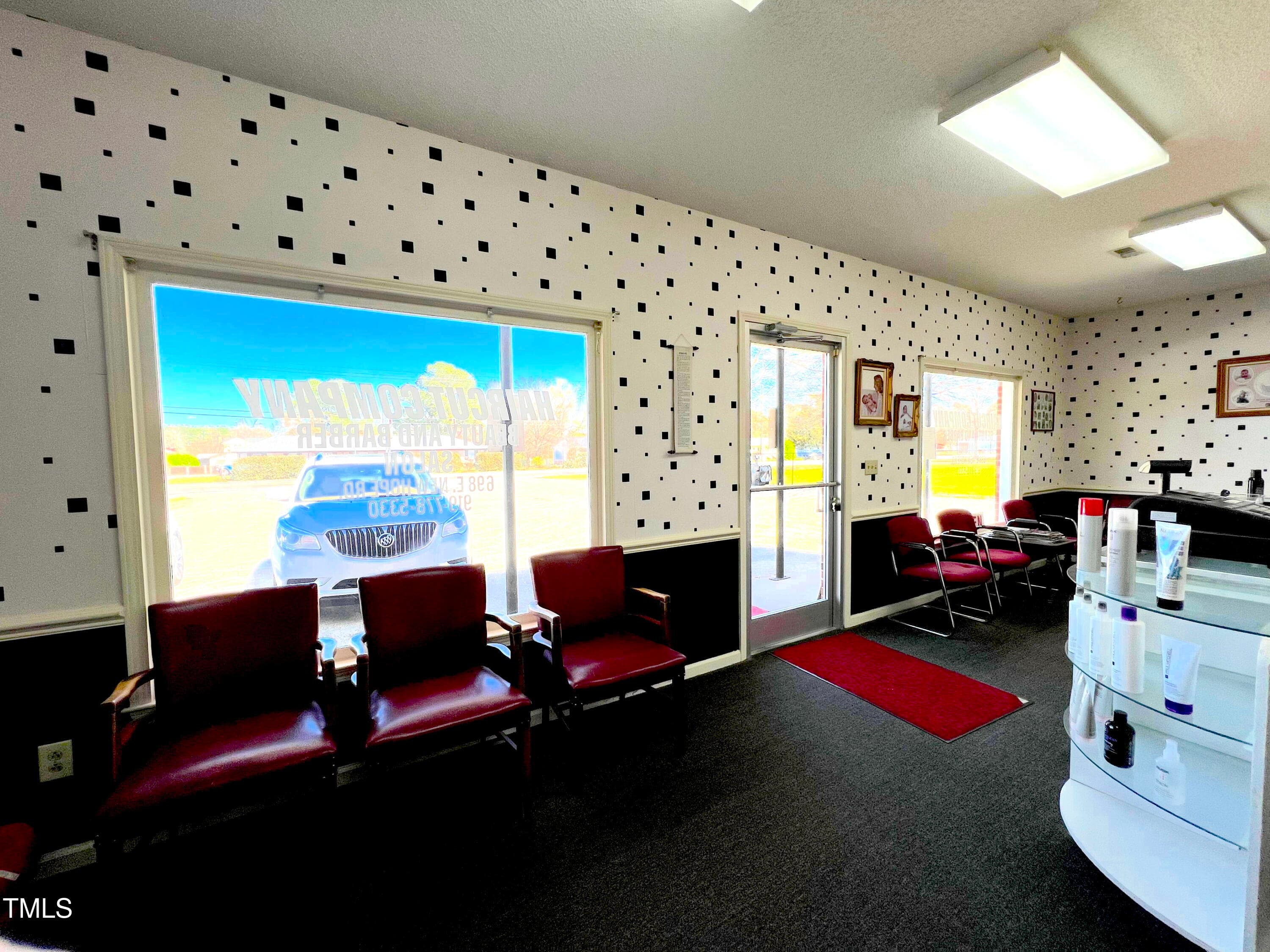 Inside6 - 698 E New Hope Road, Goldsboro, NC 27534, Goldsboro
