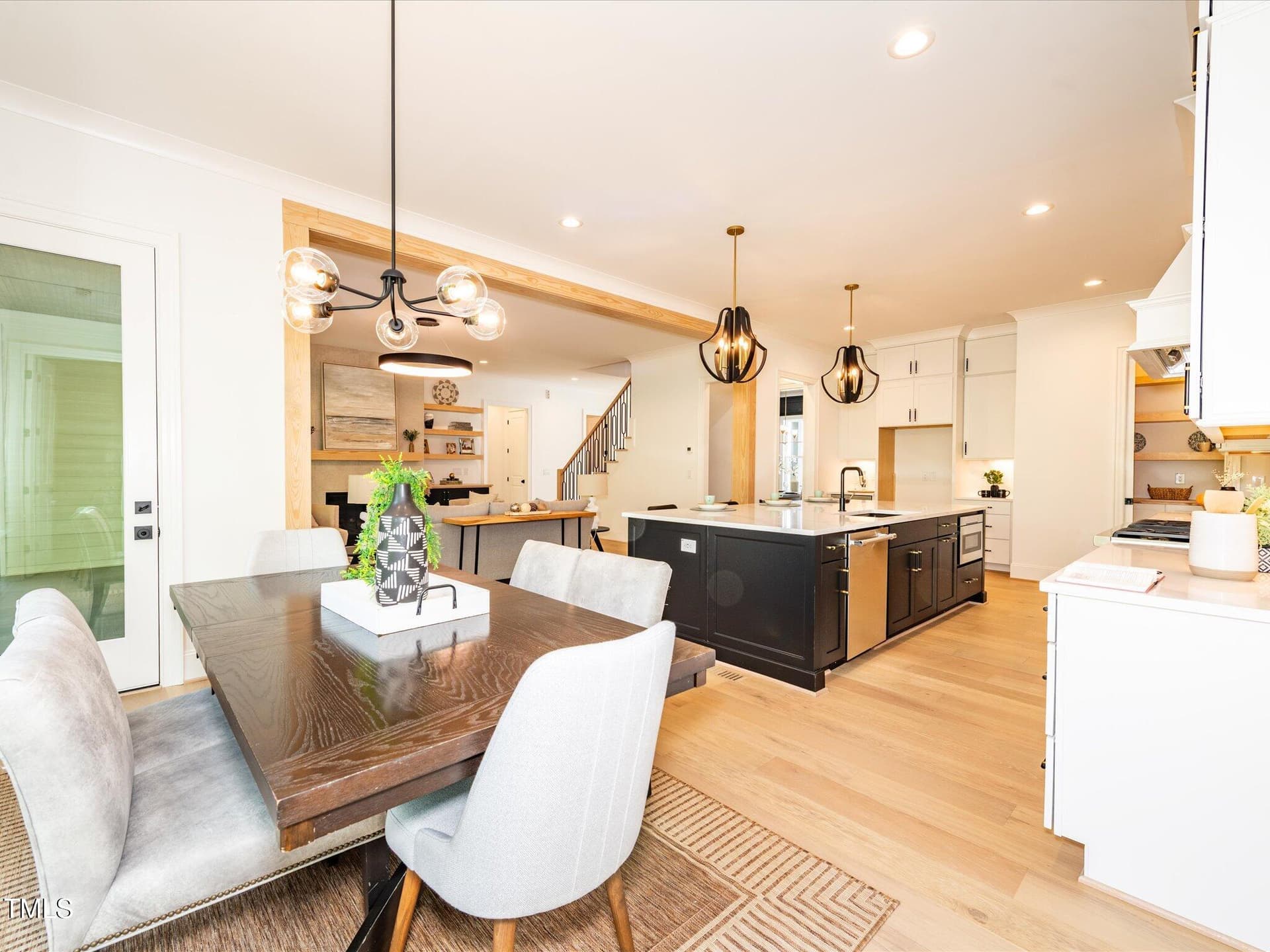 Breakfast Nook - 122 W Beech Slope Court, Chapel Hill, NC 27517