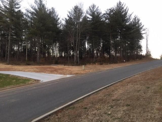 Photo 3 - 1057 Lakeside Way NW, Valdese, NC 28690, Valdese
