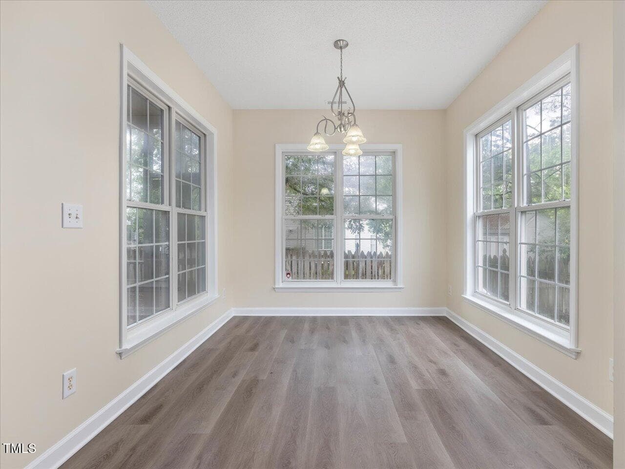 21-Dining - 1928 Shadow Glen Drive, Raleigh, NC 27604, Raleigh