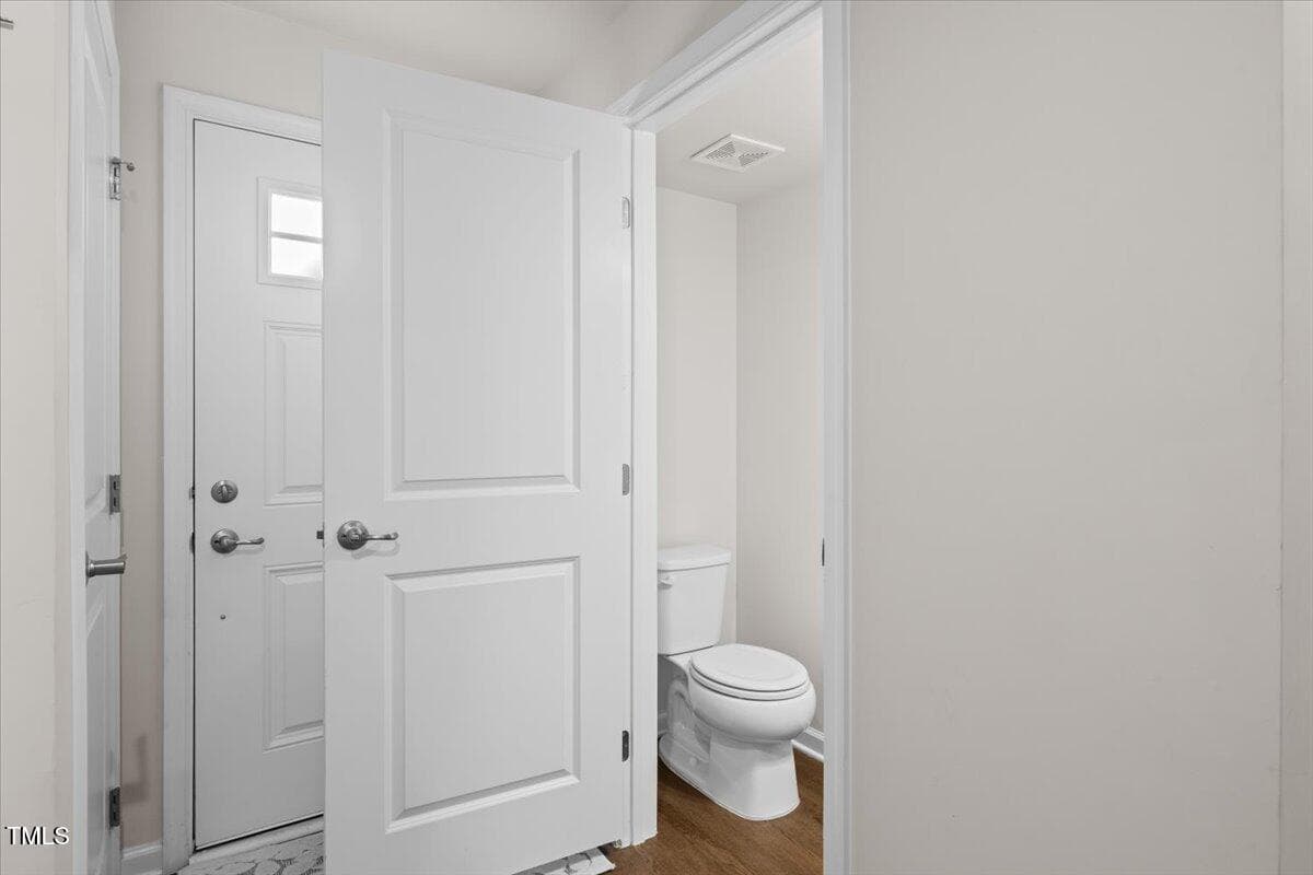 HALF BATH - 6620 Pathfinder Way, Raleigh, NC 27616, Raleigh