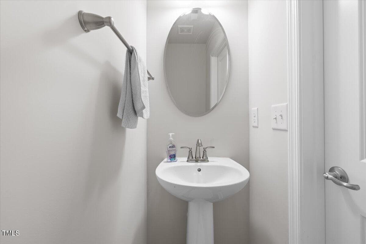 HALF BATH - 6620 Pathfinder Way, Raleigh, NC 27616, Raleigh