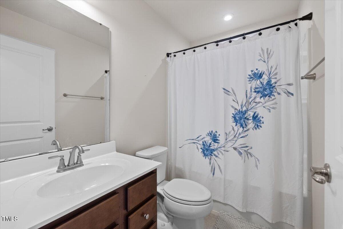 FULL BATH - 6620 Pathfinder Way, Raleigh, NC 27616, Raleigh