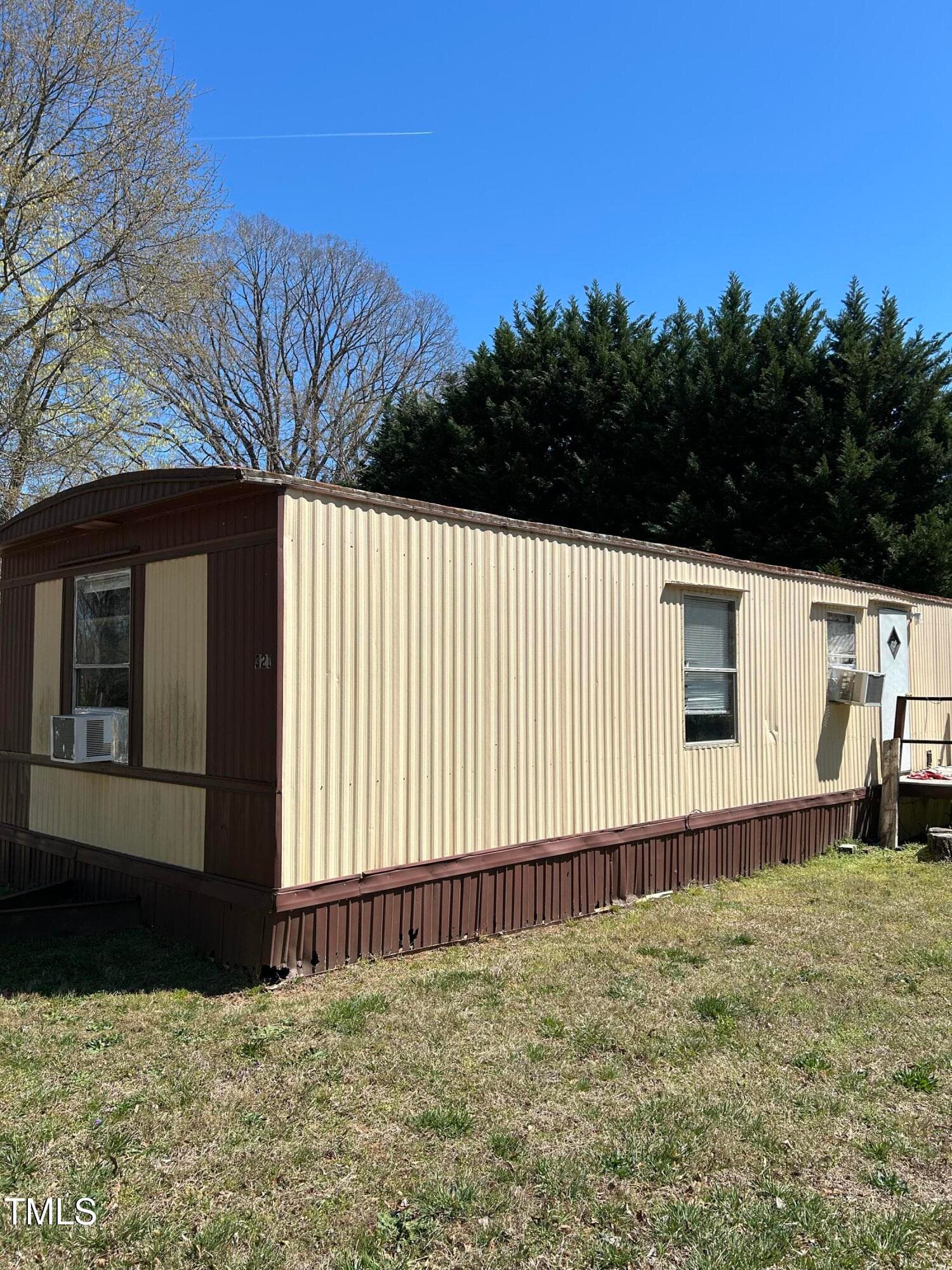 IMG_0345 - 303 37th Street SW, Hickory, NC 28602, Hickory