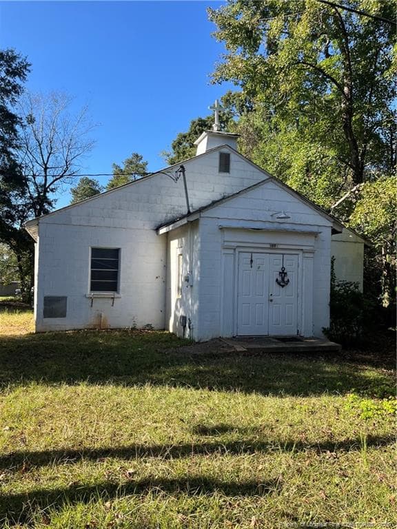 Photo 1 - 1007 San Lee Drive, Sanford, NC 27330