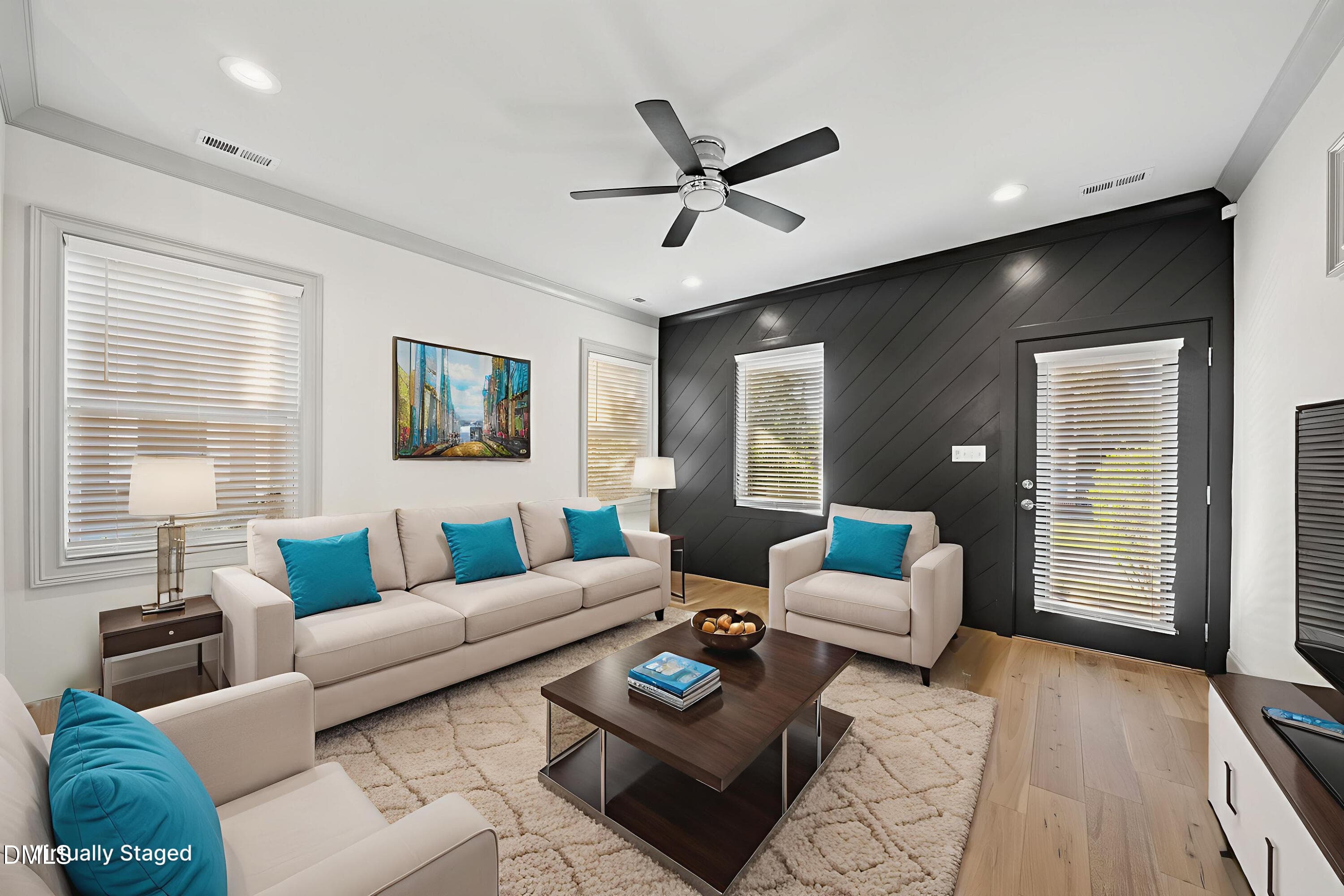 DSC08900 - Living Room - Standard - 1 - 1501 Beauty Avenue, Raleigh, NC 27610, Raleigh