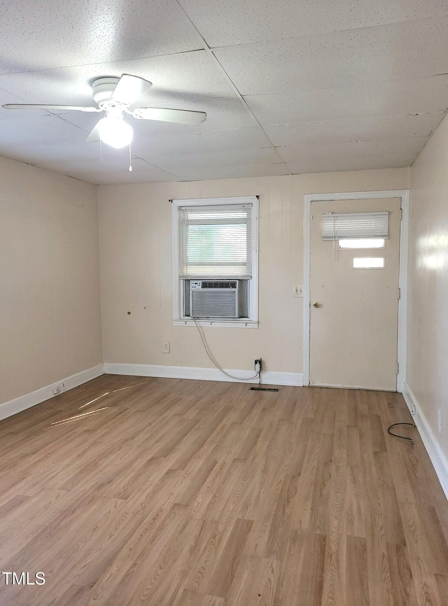 Liv room - 327 Ranch Farm Road, Raleigh, NC 27603, Raleigh