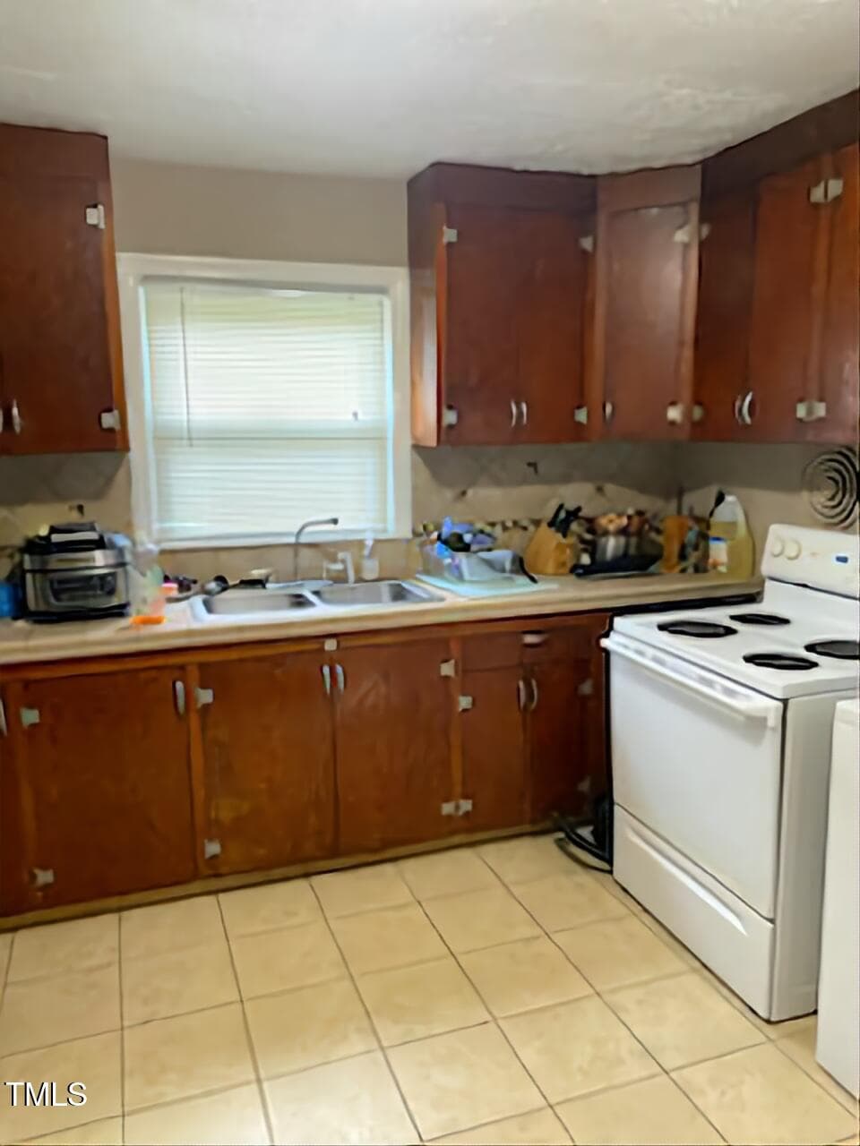 Kitchen - 327 Ranch Farm Road, Raleigh, NC 27603, Raleigh