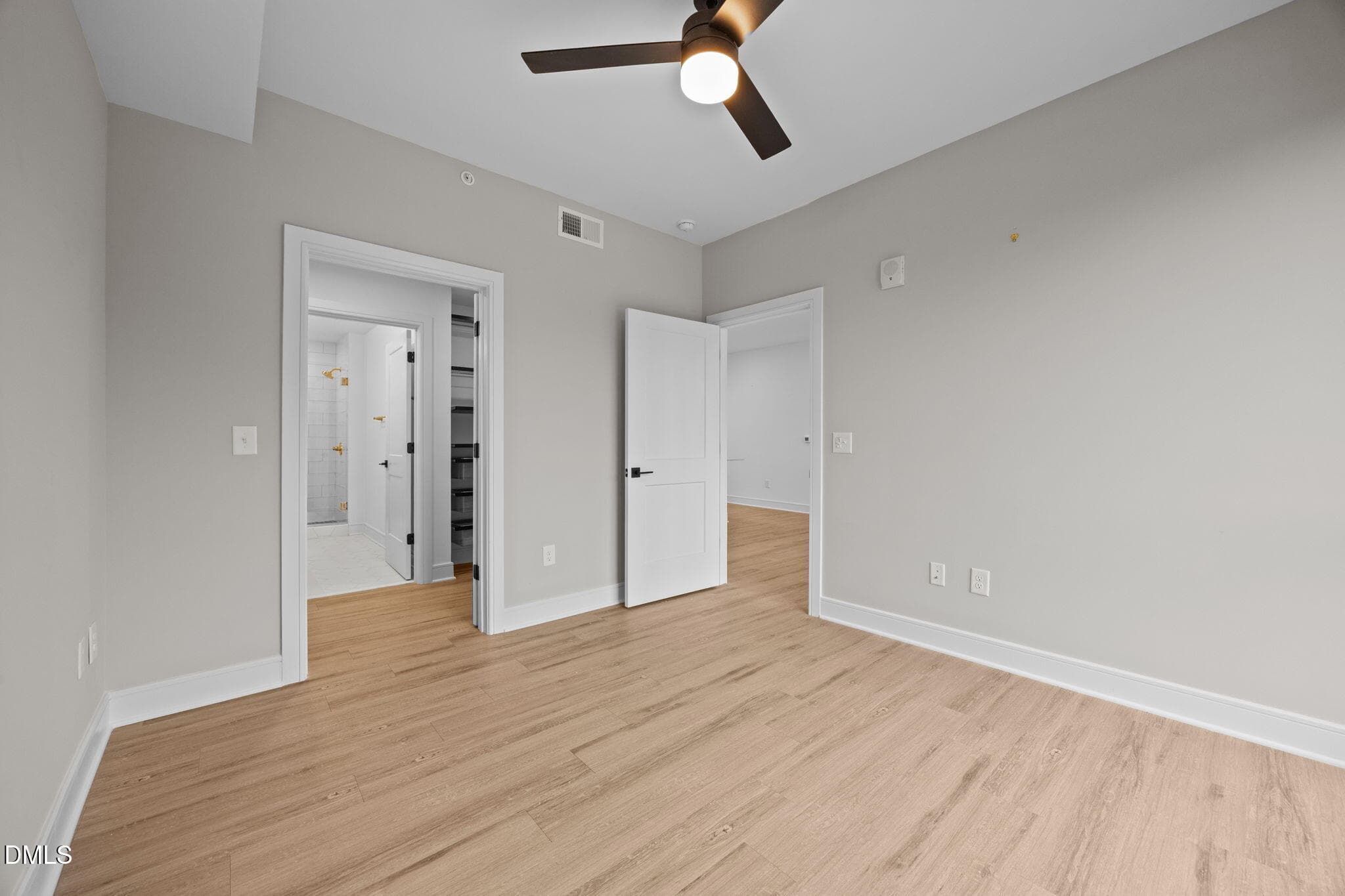 15-web-or-mls-IMG_4969 - 615 W Peace Street 307, Raleigh, NC 27605, Raleigh