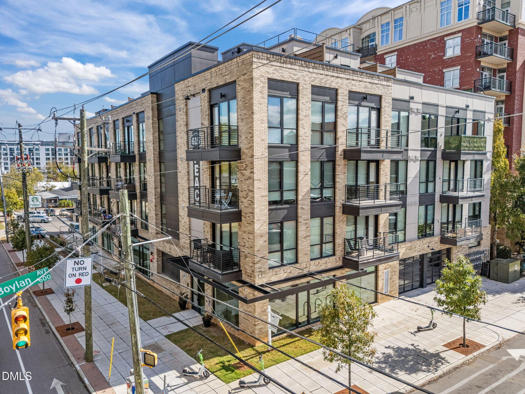 1-web-or-mls-DJI_20251030133716_0403_D - 615 W Peace Street 307, Raleigh, NC 27605, Raleigh