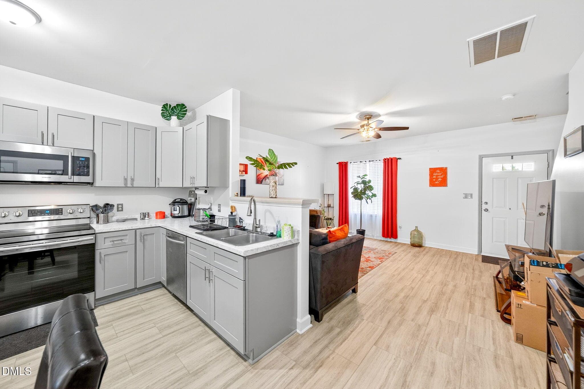 Kitchen Is Open to Living Room - 6010 San Marcos Way, Raleigh, NC 27616, Raleigh