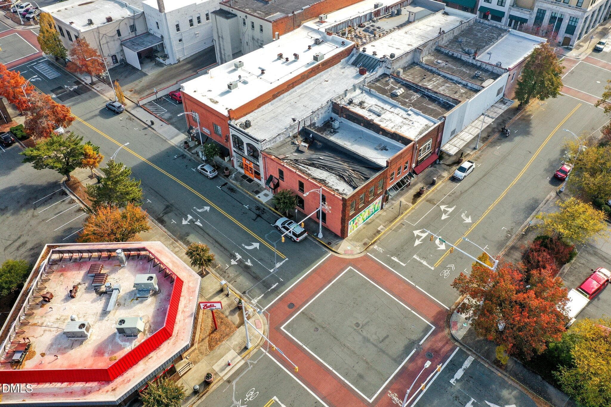 4-web-or-mls-DJI_0077 - 346 S Worth Street, Burlington, NC 27215, Burlington