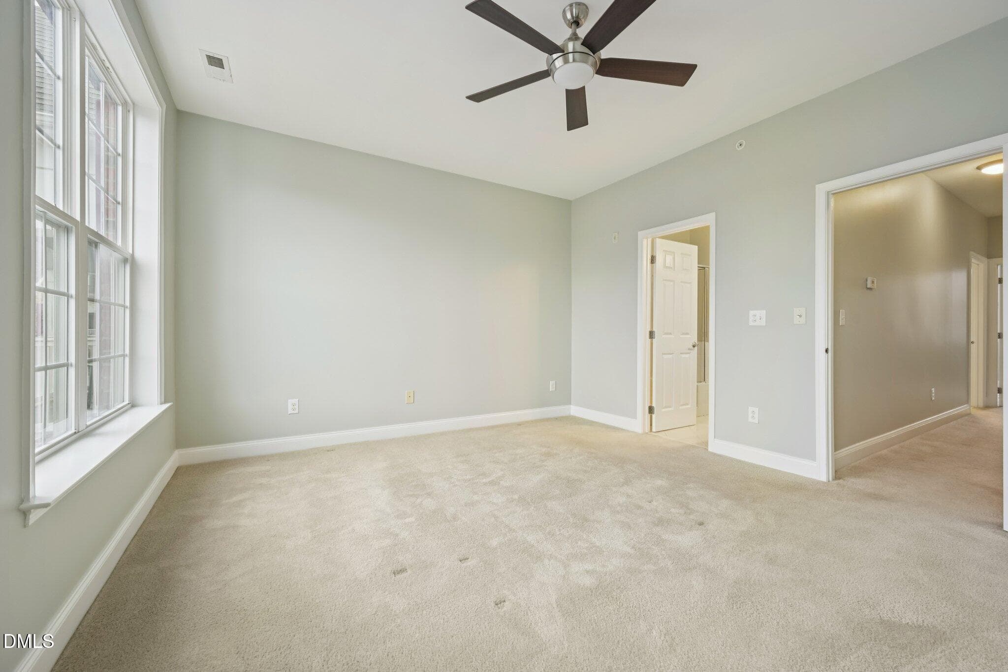 23-web-or-mls-Sablewood Dr-S0312-023 - 10510 Sablewood Drive 113, Raleigh, NC 27617, Raleigh