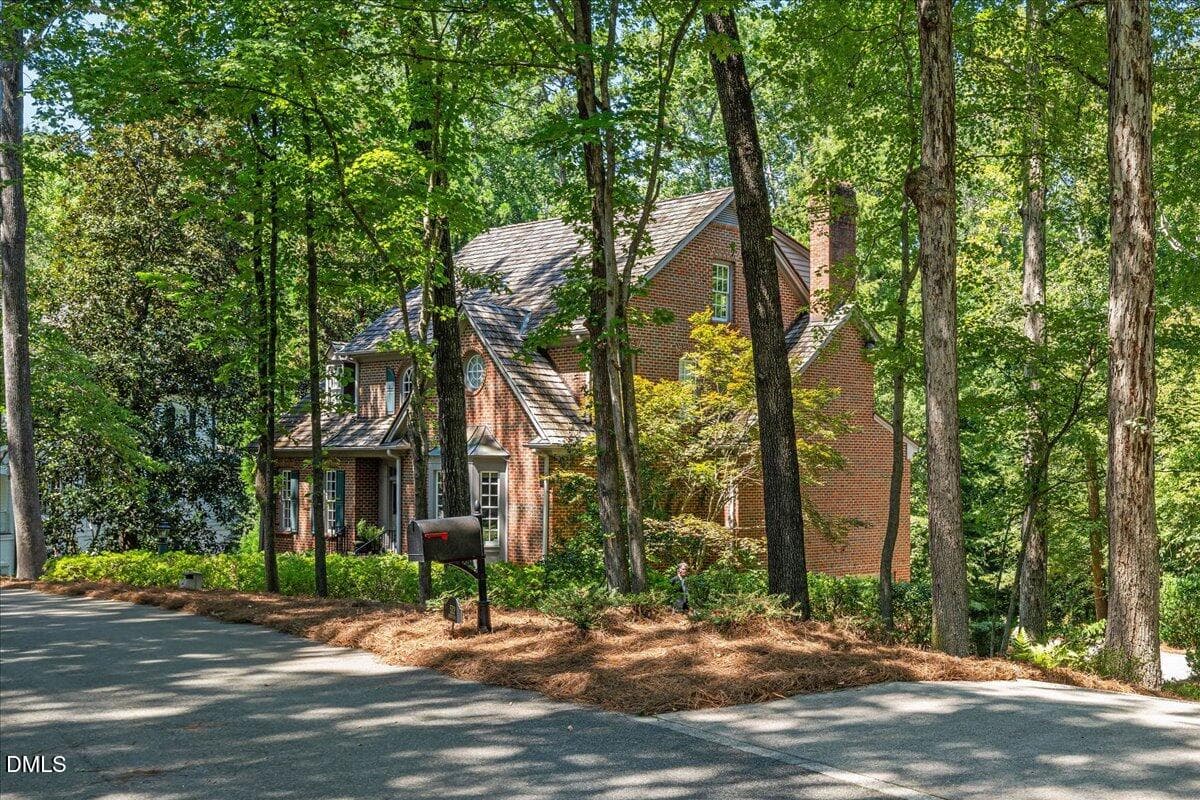 512 Hertford Street, Raleigh, NC 27609