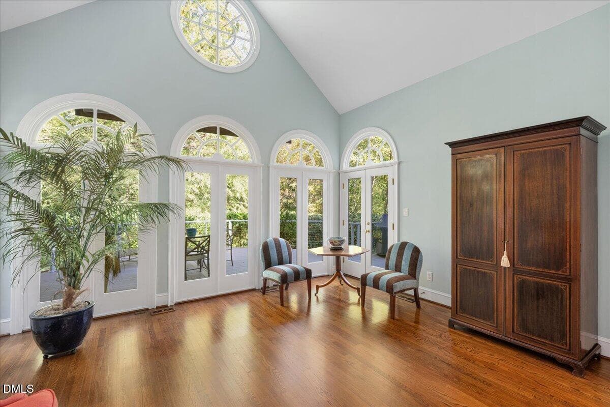27-35 - 512 Hertford Street, Raleigh, NC 27609, Raleigh