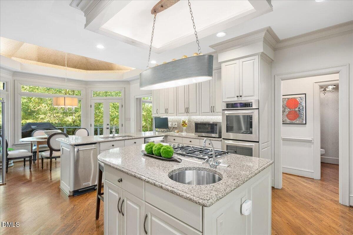 30-47 - 512 Hertford Street, Raleigh, NC 27609, Raleigh