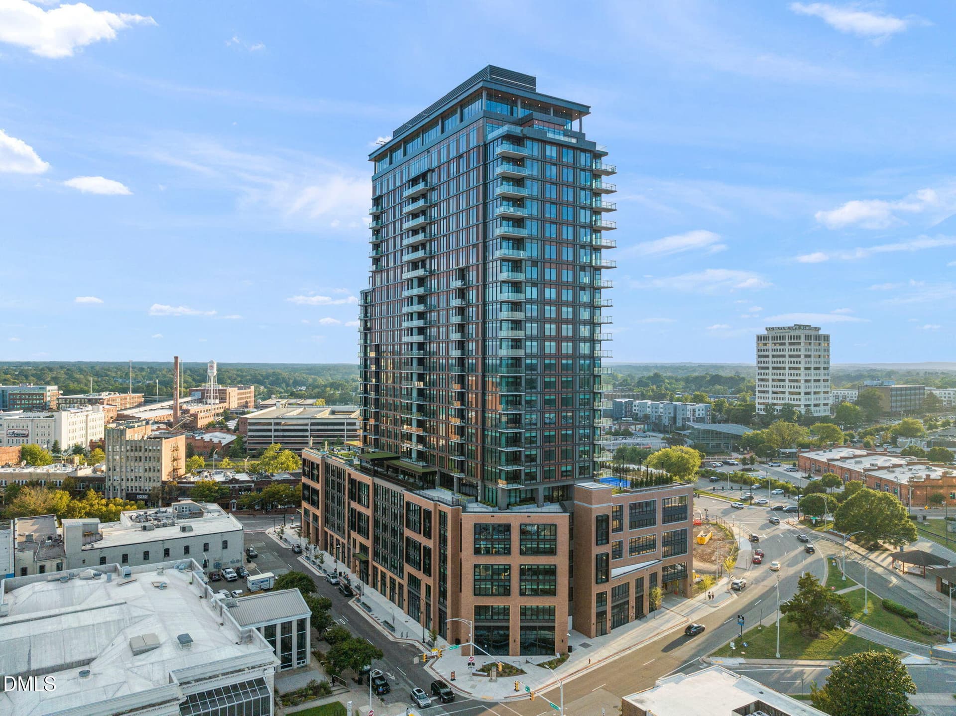 62-web-or-mls-32-web-or-mls-34-web-or-ml - 115 Morris Street 2205, Durham, NC 27701