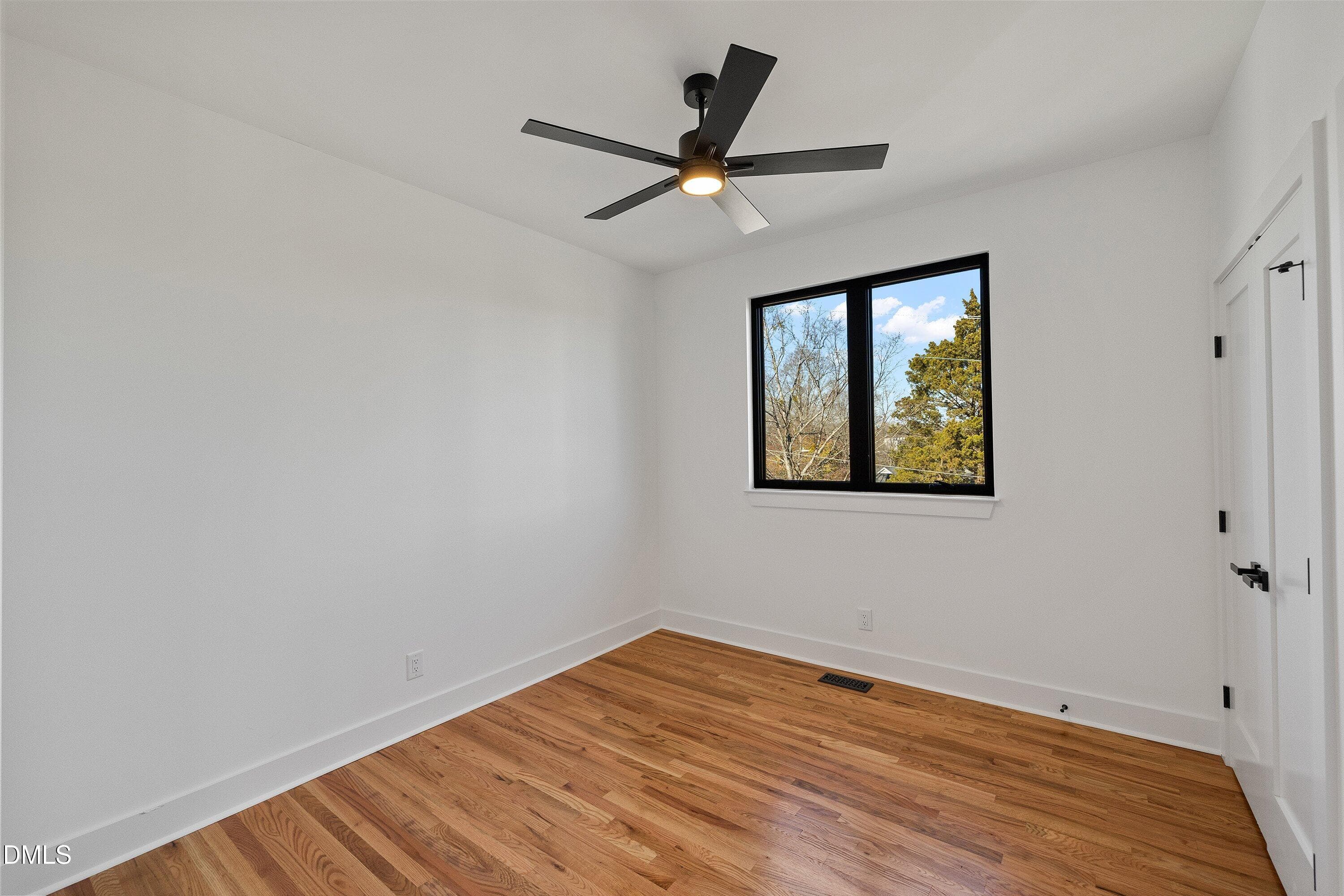 48-813 N Roxboro_6855 - 813 N Roxboro Street, Durham, NC 27701, Durham