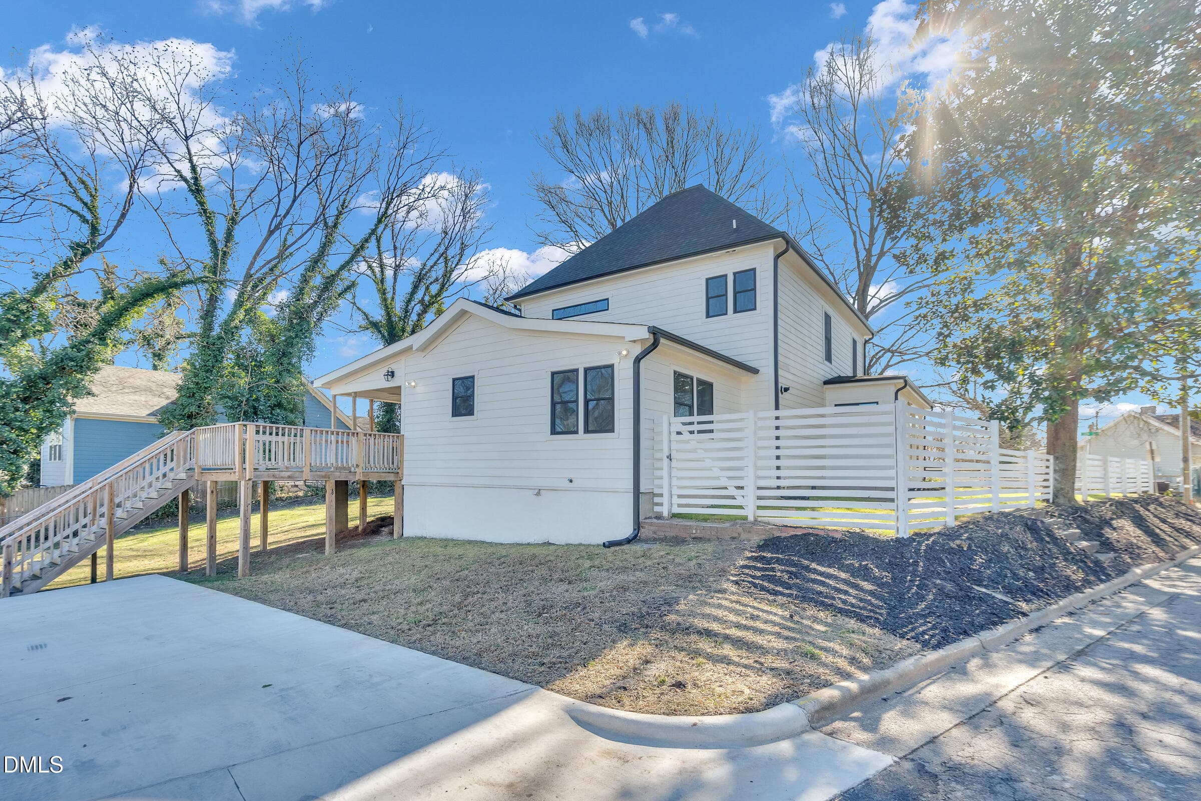 Side entry - 701 Eva Street, Durham, NC 27701, Durham