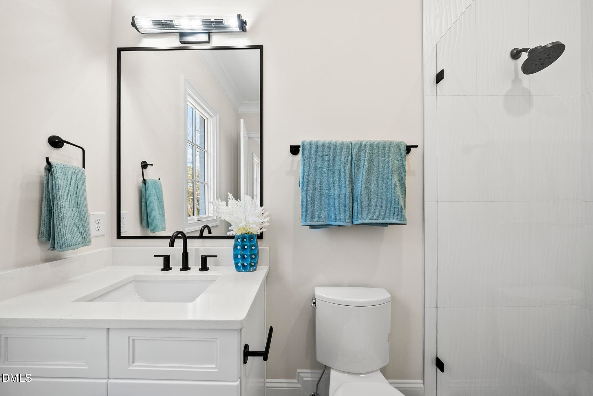 1st Floor Guest Ensuite - 3317 Hampton Road, Raleigh, NC 27607, Raleigh