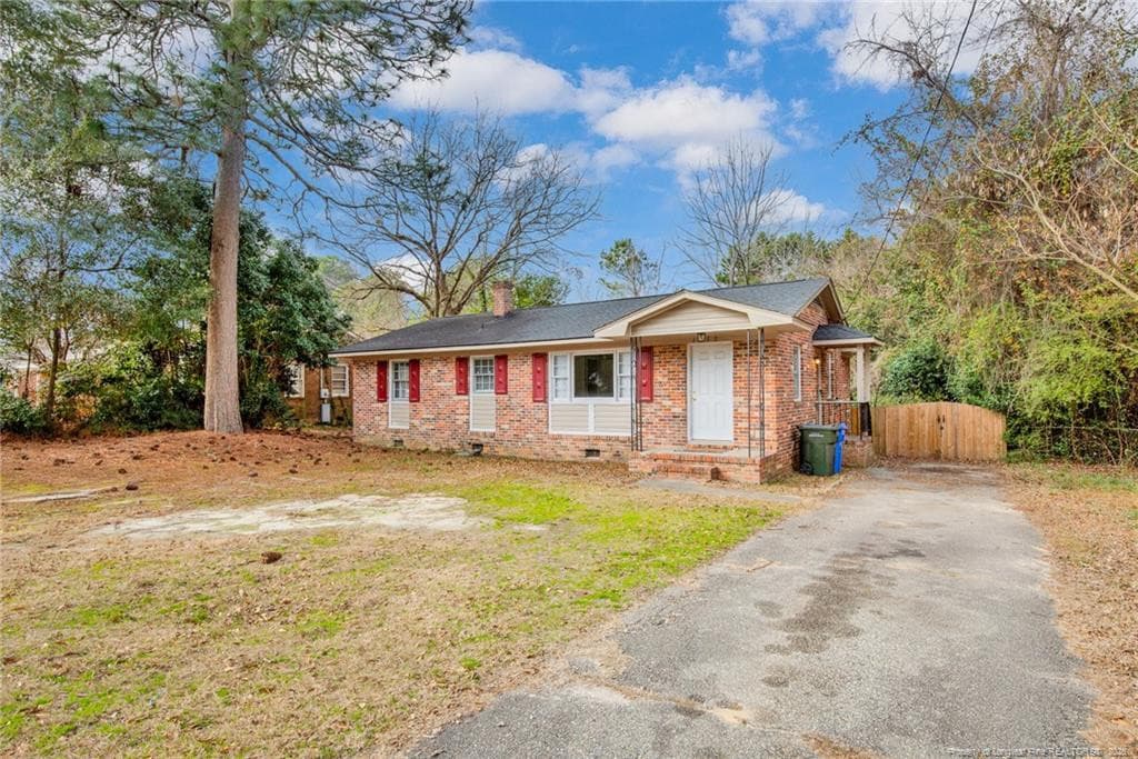 Photo 2 - 1672 Wellons Drive, Fayetteville, NC 28304, Fayetteville