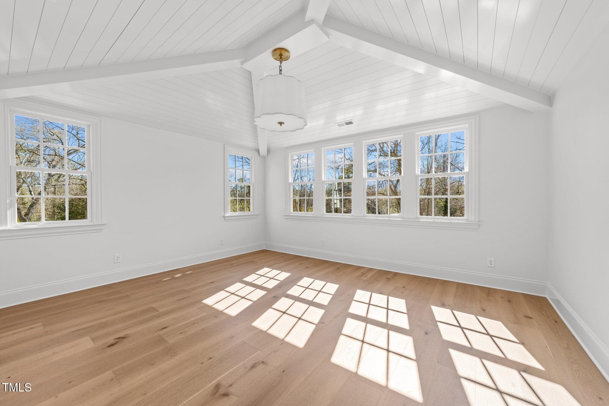 39-web-or-mls-3D5A8285 - 126 E Drewry Lane, Raleigh, NC 27609, Raleigh