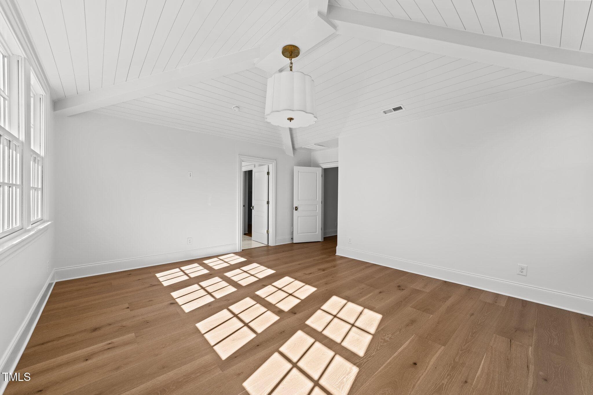40-web-or-mls-3D5A8288 - 126 E Drewry Lane, Raleigh, NC 27609, Raleigh