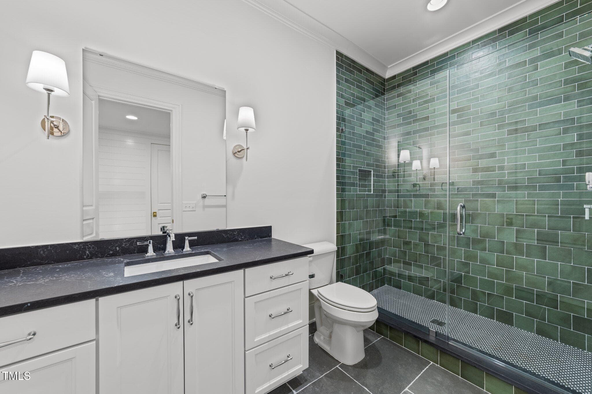 15-web-or-mls-3D5A8210 - 126 E Drewry Lane, Raleigh, NC 27609, Raleigh