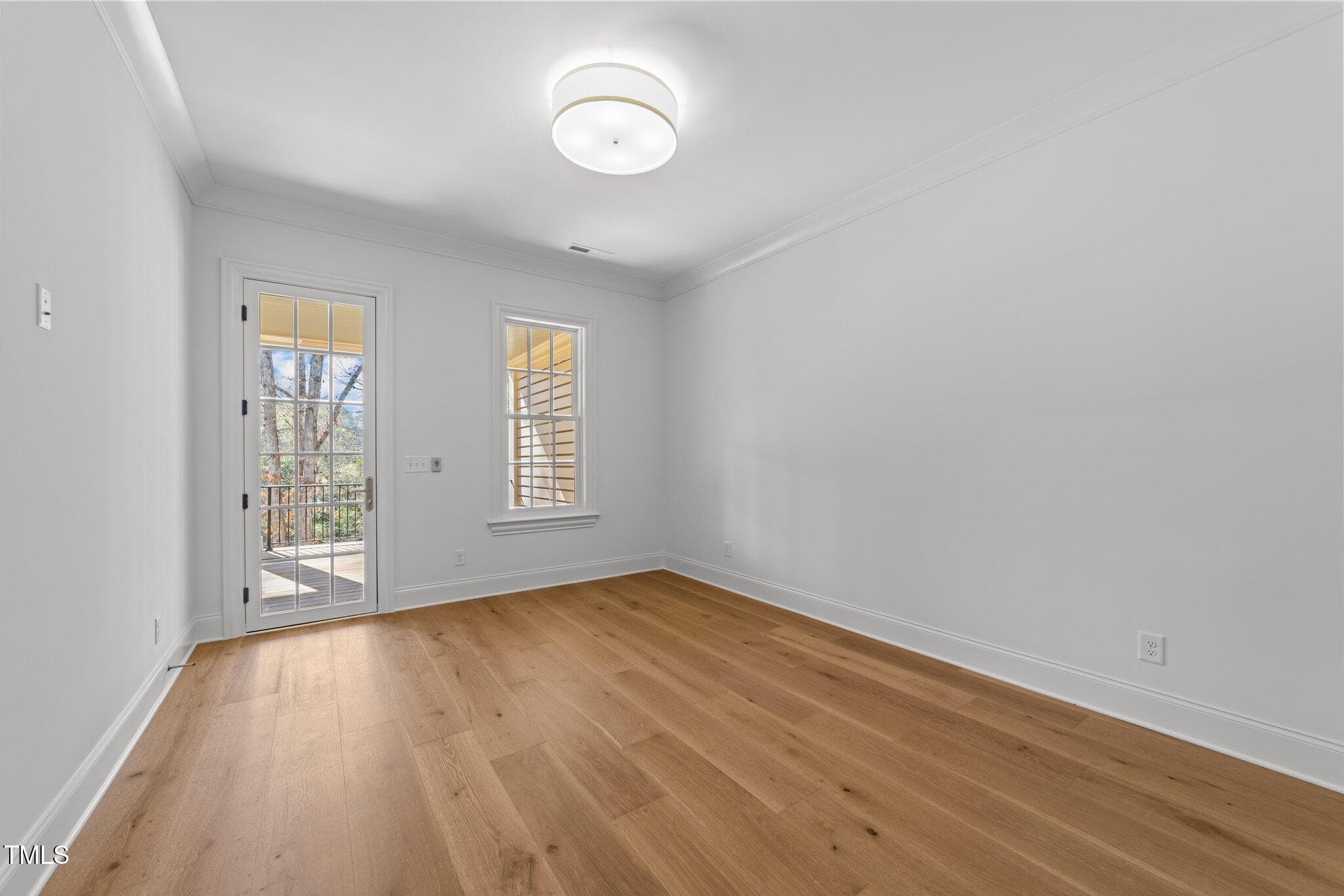20-web-or-mls-3D5A8225 - 126 E Drewry Lane, Raleigh, NC 27609, Raleigh