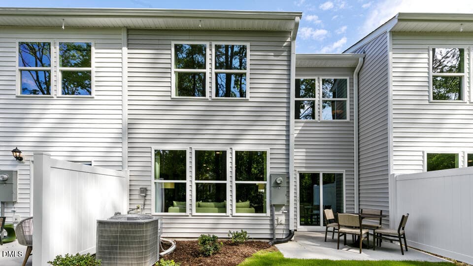 1810-hinesley-road-durham-nc-usa-004 - 5310 Chapel Townes Way, Raleigh, NC 27604, Raleigh