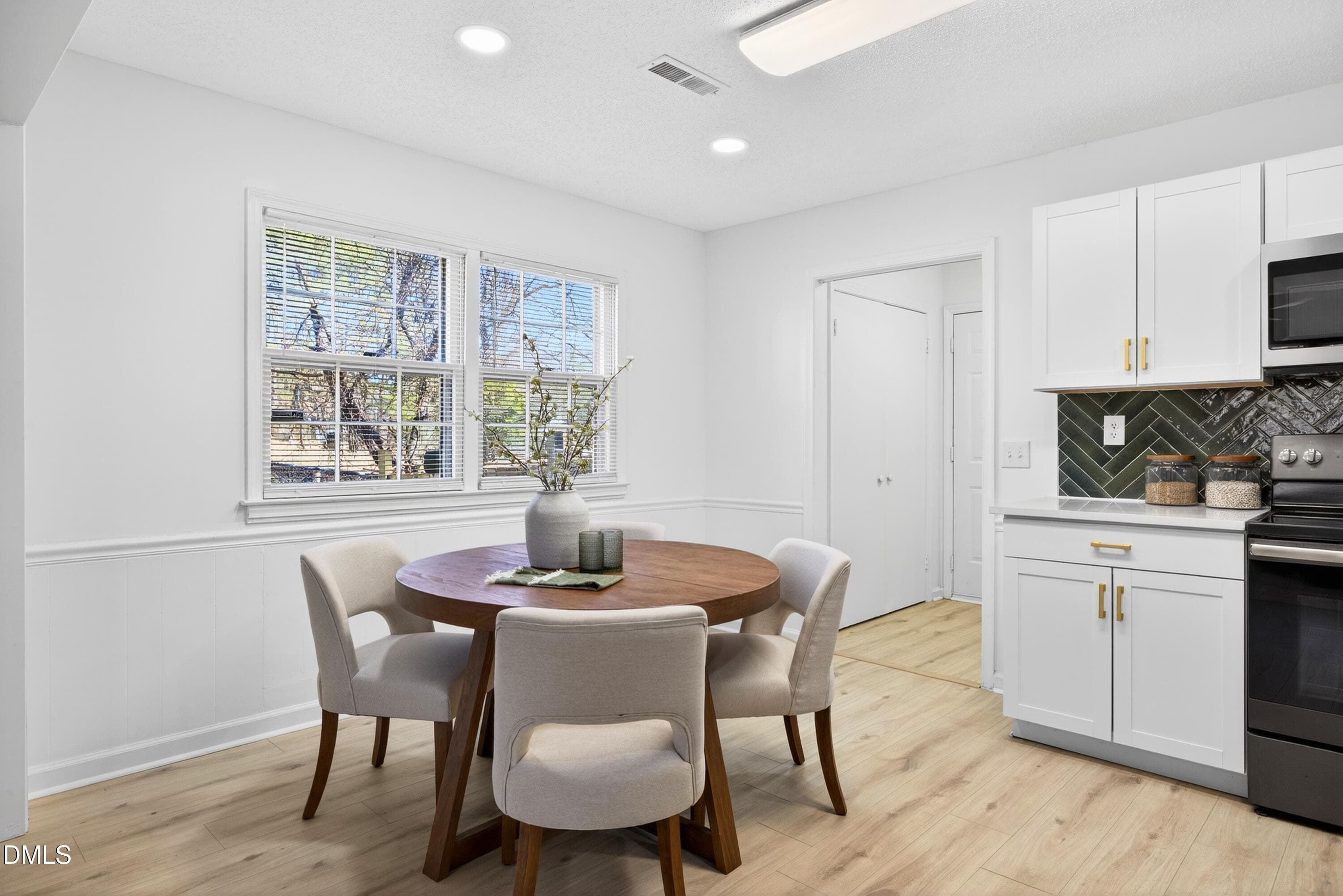 Scene-17 - 800 Plentywood Court, Raleigh, NC 27615, Raleigh