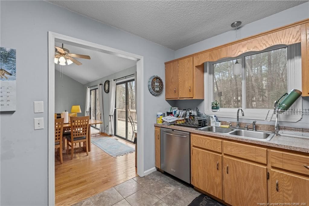 Kitchen - 326 Harbor Trace, Sanford, NC 27332