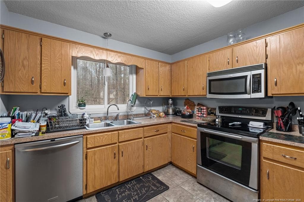 Kitchen - 326 Harbor Trace, Sanford, NC 27332