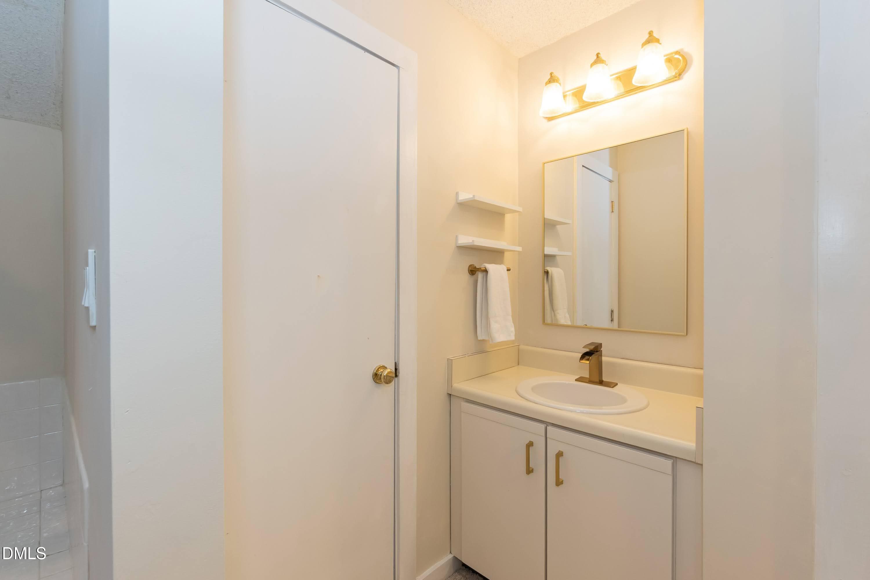 Bathroom 02b - 3600 Top Of The Pines Court, Raleigh, NC 27604, Raleigh