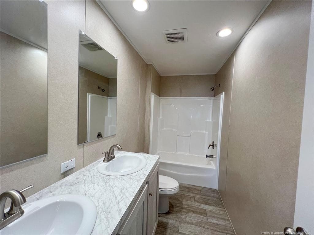 Bathroom 2 - 801 Horseshoe Road, Autryville, NC 28318