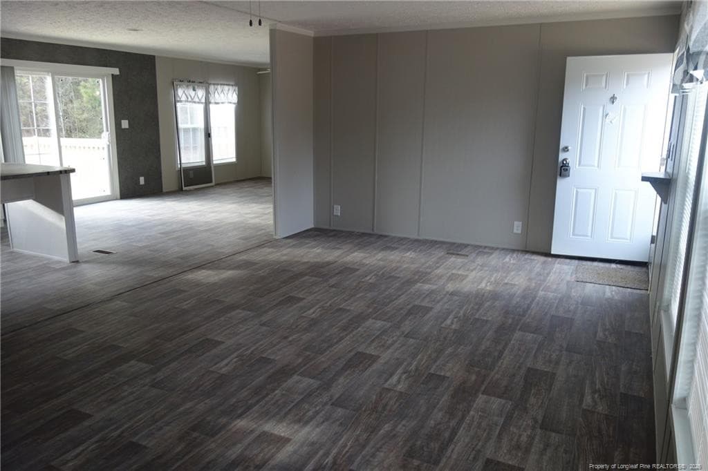 Den - 1438 Twisted Hickory Road, Elizabethtown, NC 28337